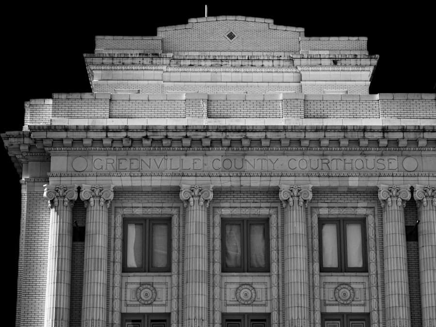 Представительство в суде